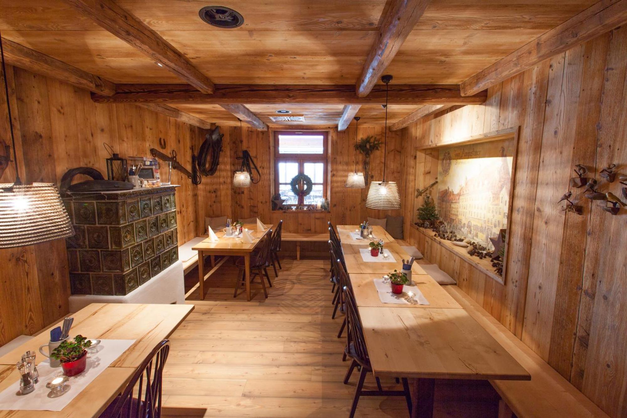 Die Post Landgasthof Aufkirchen แบร์ก อัม ชตาร์นแบร์เกอร์เซ ภายนอก รูปภาพ