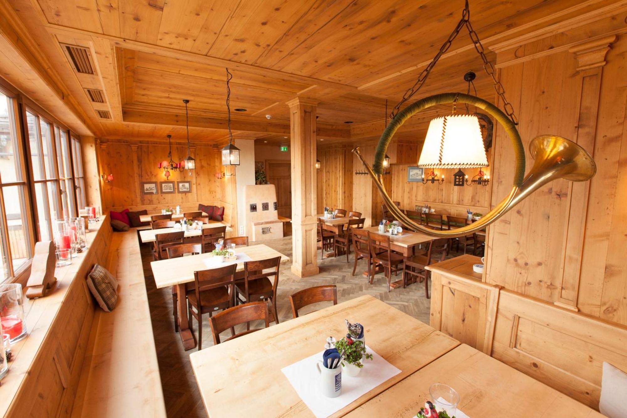 Die Post Landgasthof Aufkirchen แบร์ก อัม ชตาร์นแบร์เกอร์เซ ภายนอก รูปภาพ